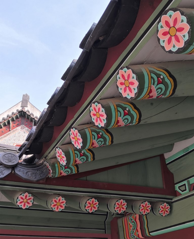 flowers on the eaves